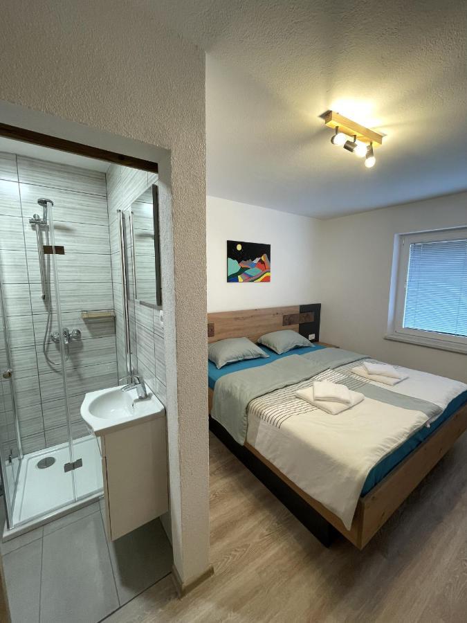 Apartments And Rooms Pri Baslju Cerkno Eksteriør billede